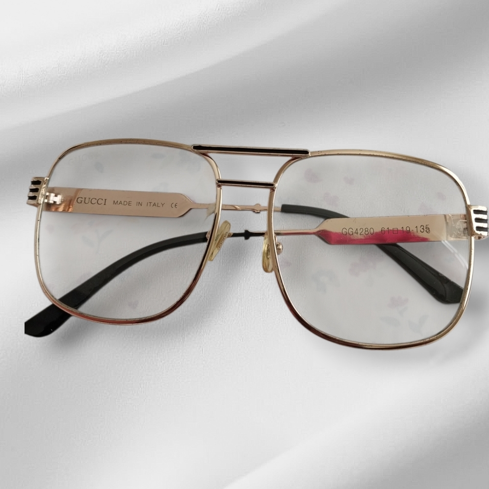 Gucci Men's Elegant Gold Glasses